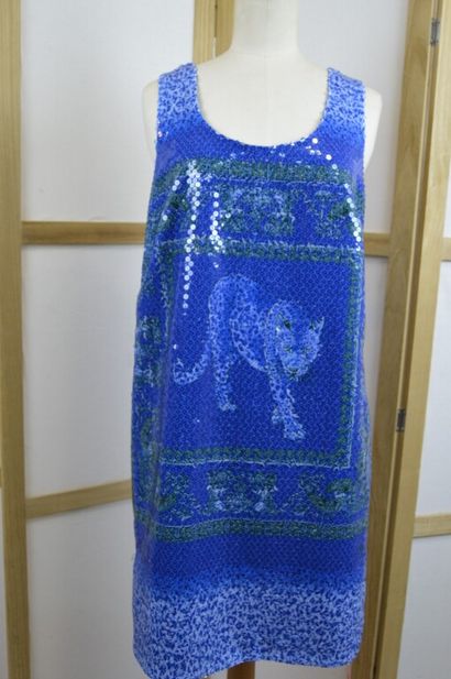 VERSACE

Collection 2012. 

Robe de soirée...