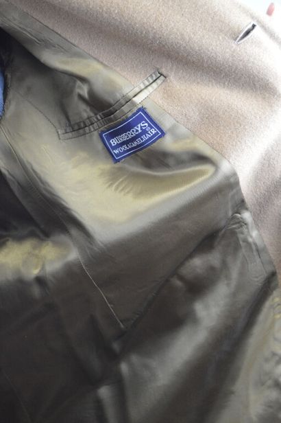 BURBERRYS, Made in England

Manteau d'homme...