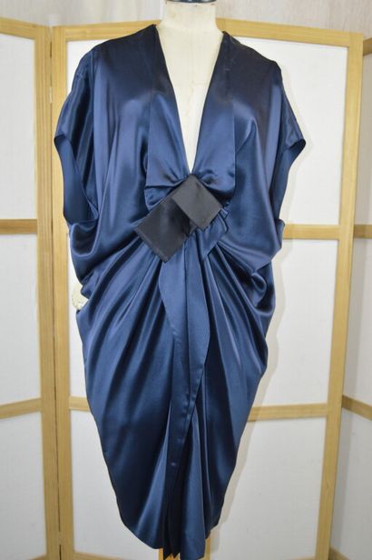 LANVIN. Collection été 2013. 

Robe à manches...
