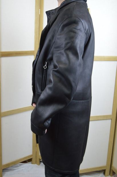 SERAPHIN FRANCE

Manteau ¾ d'homme noir en...