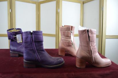 FREE LANCE

Lot de deux paires de bottines...