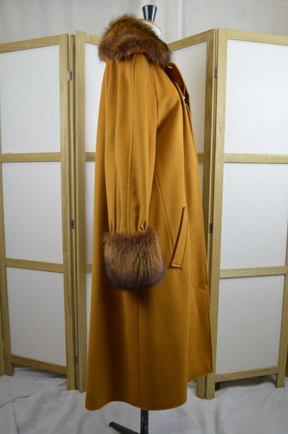 CHRISTIAN LACROIX PARIS

Manteau long en...
