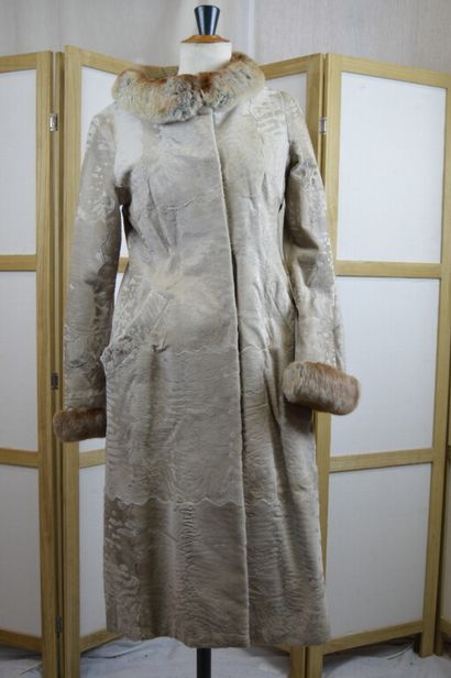 VALENTINO

Manteau de fourrure branchwork...