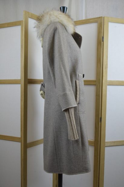 BRUNELLO CUCINELLY

Manteau 7/8 en cachemire...