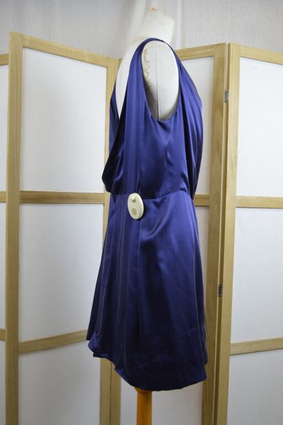 MAISON RABIH KAYROUZ

Robe drapée sans manches...