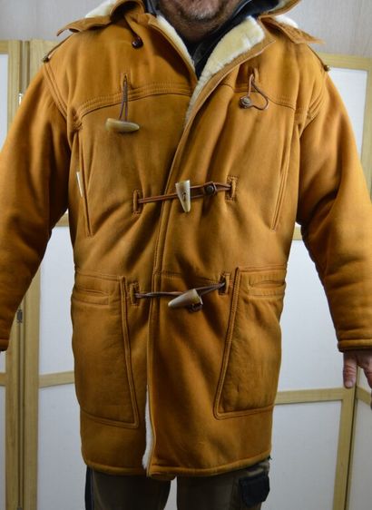 FRANCESCO SMALTO PARIS

Duffle coat d'homme...