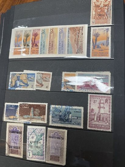 Très fort lot de timbres du monde entier...