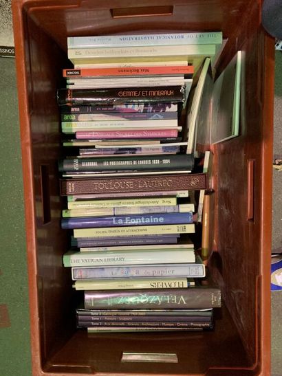 Très fort lot de livres d'art dont catalogues...