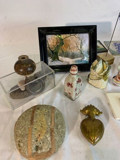 Manette : lot d'objets de décoration (vase...