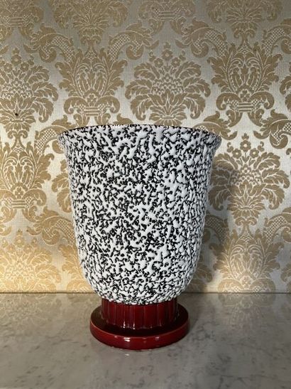 Paul MILET (1870-1950). 
Enameled porcelain...