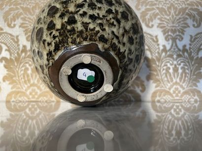 Daniel de MONTMOLLIN (born 1921) - TAIZÉ.
Porcelain...