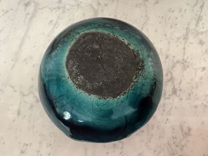 Attribué à Anne THIELLET (née en 1968).
Coupe...