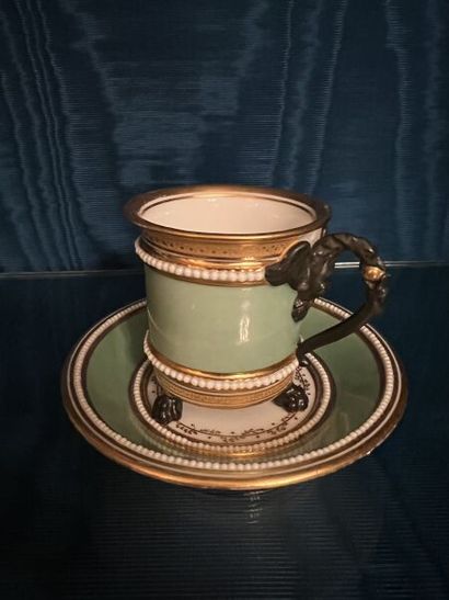 PARIS (Manufacture de Locré). 
Porcelain...