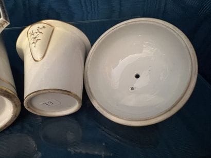 PARIS.
Rare porcelain bain-marie cup and...