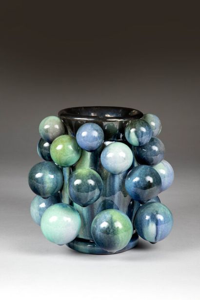 Kate MALONE (born 1959). 
Porcelain stoneware...