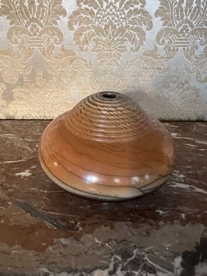 Duncan AYSCOUGH (XXe?siècle). 
Vase toupie...