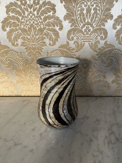 Robert PÉROT (1931-2003) ?
Ceramic vase decorated...