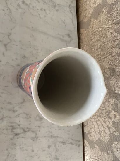 Mary VIGOR (née en 1947). 
Vase cylindrique...