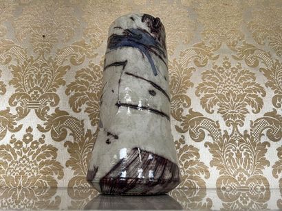 Catherine VANIER (née en 1943).
Vase cylindrique...
