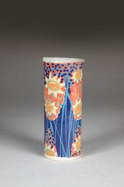 Mary VIGOR (née en 1947). 
Vase cylindrique...