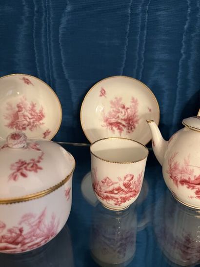 VINCENNES. 
Porcelain coffee set with cherubs...