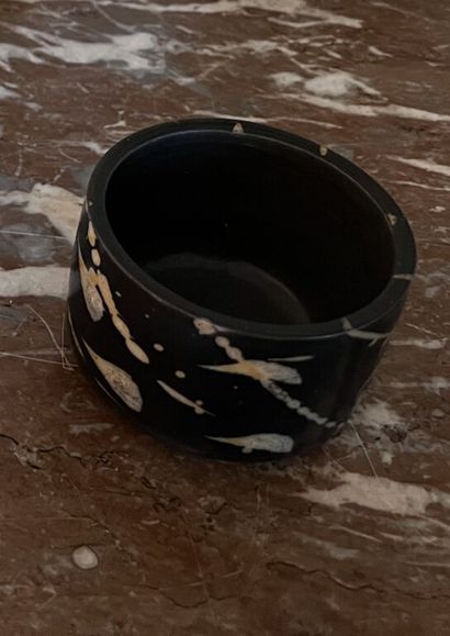 Philippe BURAUD (born 1954). 
Stoneware tumbler...