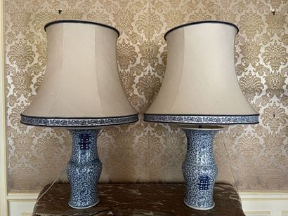 CHINA.
Pair of porcelain baluster vases decorated...