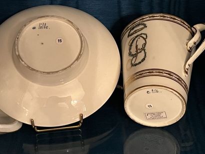 LILLE.
Porcelain trembleuse covered cup and...