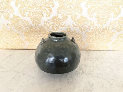 Marc UZAN (né en 1955). 
Vase pansu en céramique...