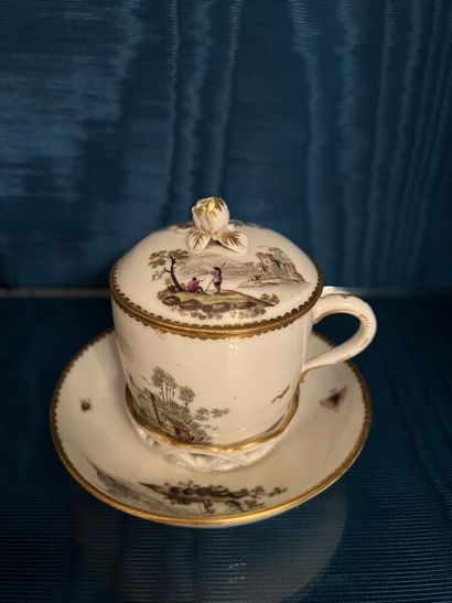 PARIS (Manufacture de Locré). 
Porcelain...
