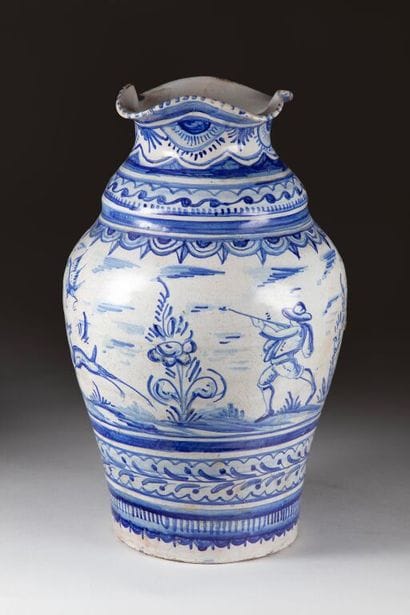 SPAIN (Talavera). 
Earthenware baluster vase...