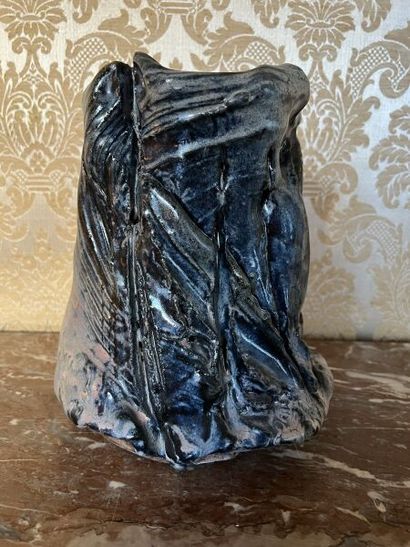 Claude CHAMPY (born 1944). 
Free-form stoneware...