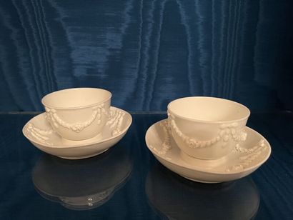 SAINT-CLOUD. 
Pair of sorbets and their saucers...