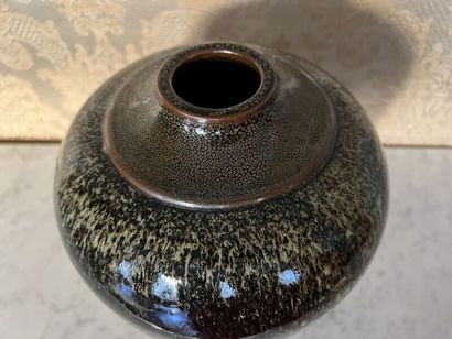 Daniel de MONTMOLLIN (born 1921) - TAIZÉ.
Porcelain...