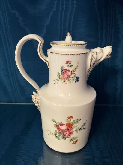 PARIS. 
Cylindrical porcelain pourer with...