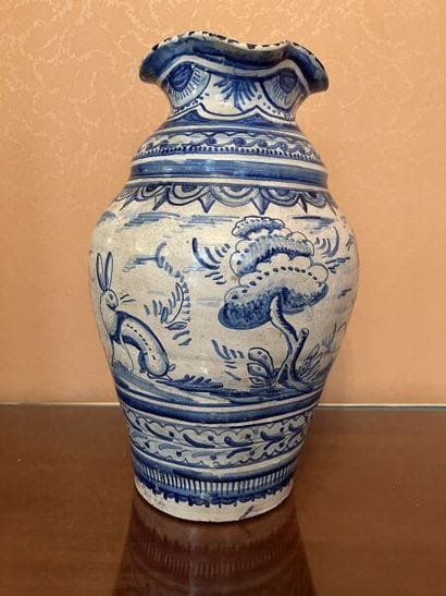 SPAIN (Talavera). 
Earthenware baluster vase...