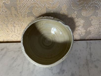Tom CHARBIT (born 1977). 
Cream enameled...