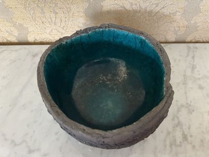 Attribué à Anne THIELLET (née en 1968).
Coupe...