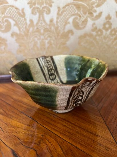 JAPAN, MINO kilns, ORIBE style. 
Stoneware...