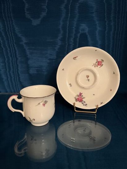 VINCENNES. 
Trembleuse cup and saucer in...