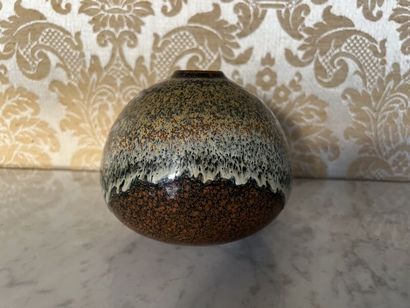 René BEN LISA (1926-1995).
Vase boule aplati...