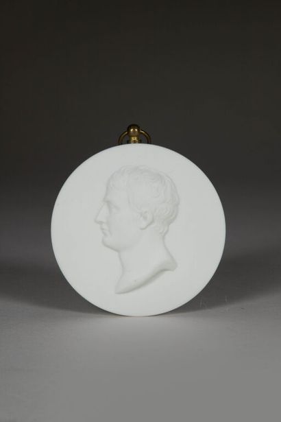 SÈVRES.
Porcelain cookie medallion illustrating...