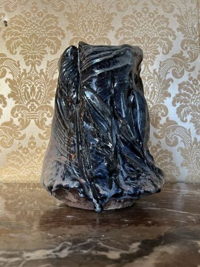 Claude CHAMPY (born 1944). 
Free-form stoneware...