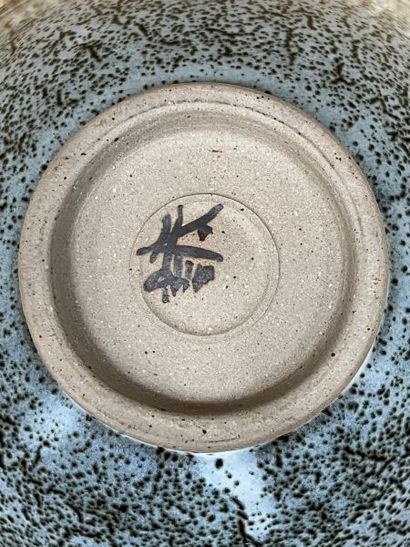 Charles HAIR (born 1955).
Blue porcelain...