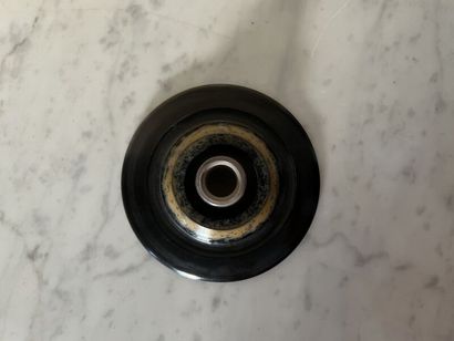 Philippe BURAUD (née en1954). 
Vase cylindrique...