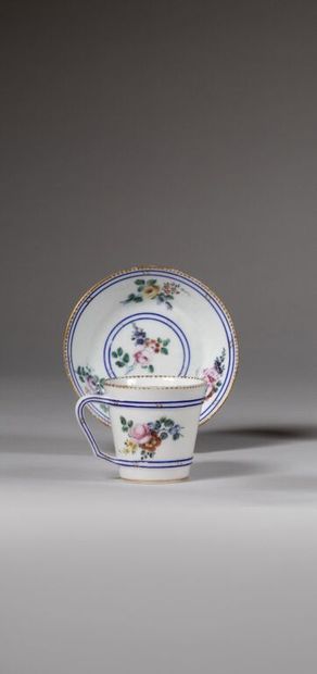SÈVRES.
Porcelain conical-shaped litron cup...