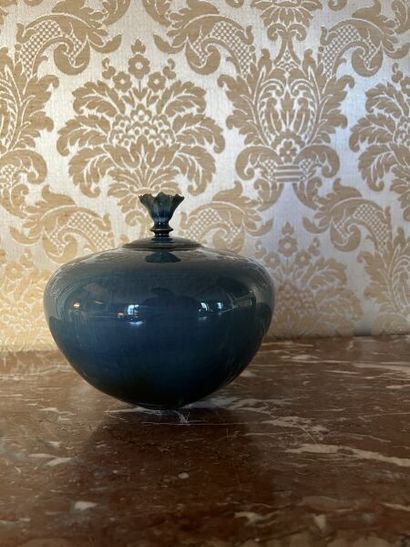 Marie-Laure GUERRIER (born 1955).
Ovoid vase...
