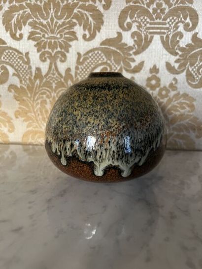 René BEN LISA (1926-1995).
Vase boule aplati...