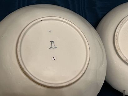 SÈVRES.
Suite of three porcelain rimmed bowls...