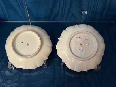 CHANTILLY.
Pair of scalloped soft-paste porcelain...